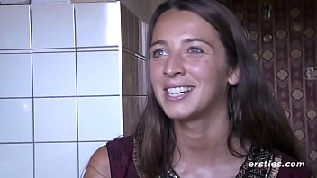 She never lets herself be intimidated by a big cock that will penetrate her intensely